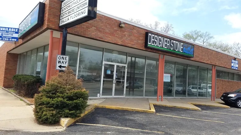 Primary Photo Of 4001-4007 Golf Rd, Skokie Storefront For Lease