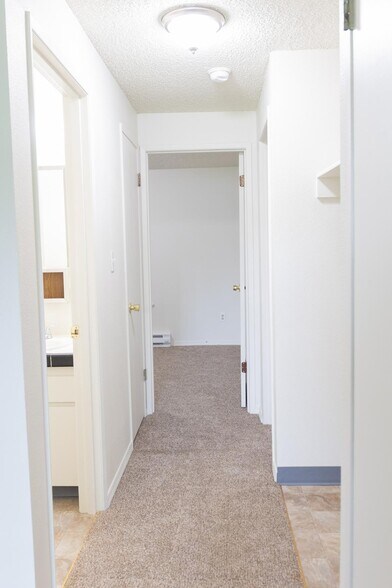 More Photos Of 8856 SE Jannsen Rd, Clackamas Apartments For Sale