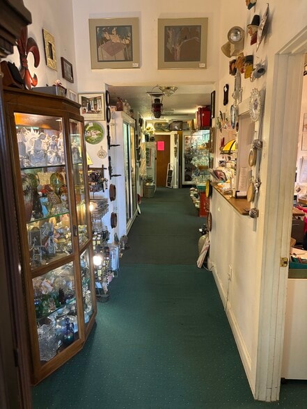 More Photos Of 3307 Manatee Ave, Bradenton Freestanding For Sale