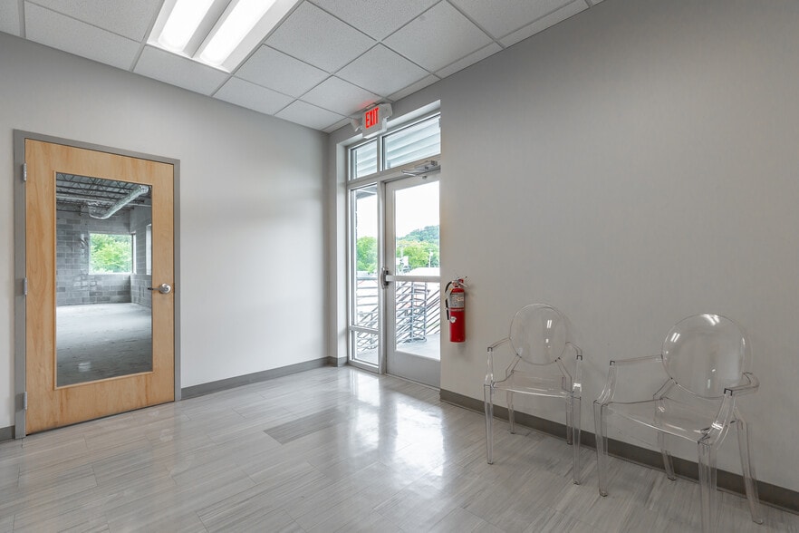 More Photos Of 419 N Market St, Chattanooga Medical For Lease