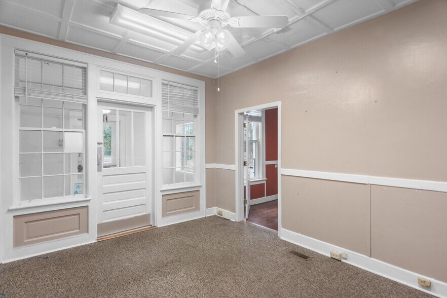 More Photos Of 105 Lancaster St SW, Aiken Loft Creative Space For Lease