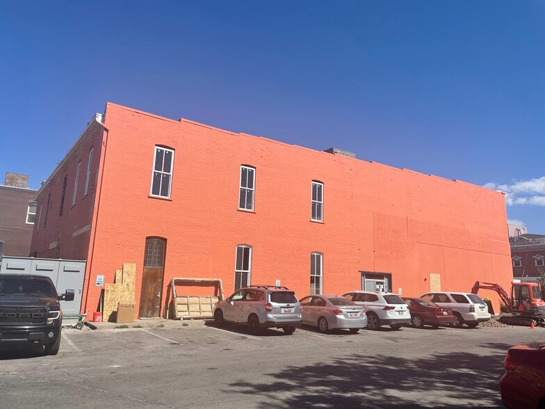 More Photos Of 25-37 W Center St, Logan Office For Lease