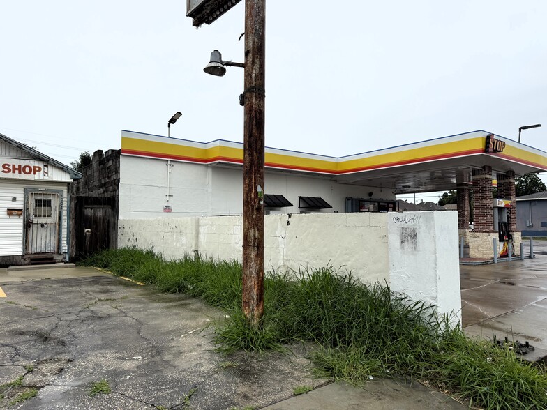 More Photos Of 1005 Hogan St, Houston Storefront Retail Office For Sale
