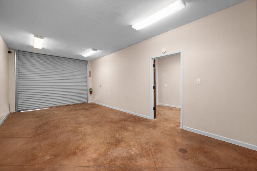 More Photos Of 126 W Cedar Bayou Lynchburg Rd, Baytown Medical For Sale