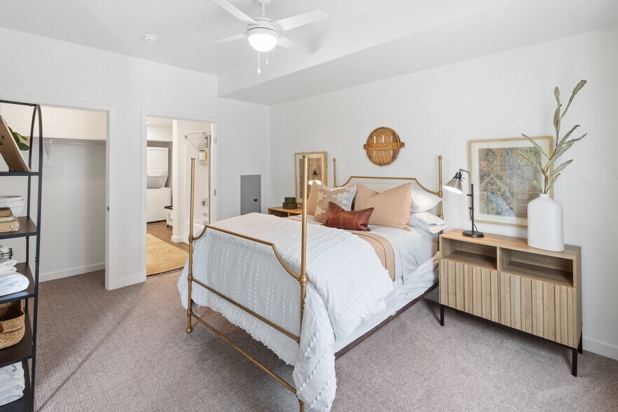 More Photos Of 3040 S South Fork Blvd, Idaho Falls Apartments For Sale