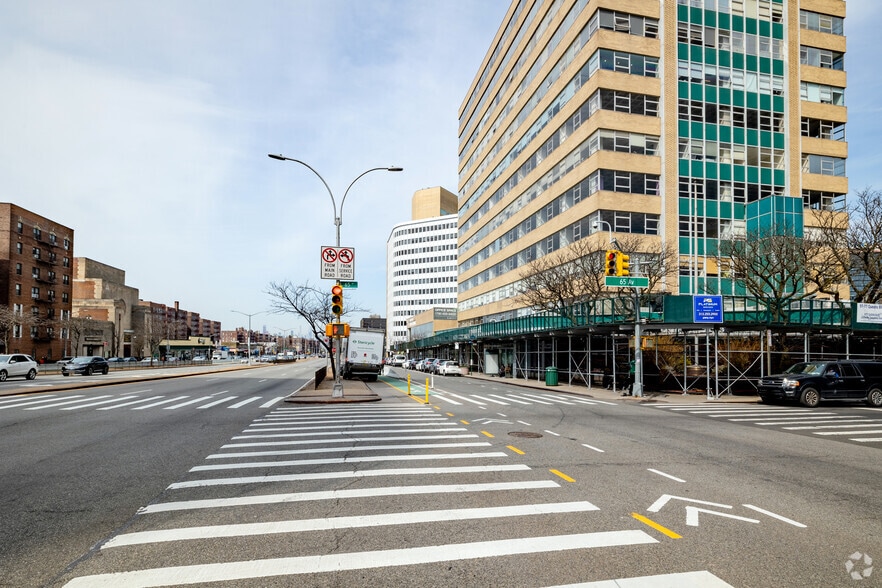 More Photos Of 97-77 Queens Blvd, Rego Park Office For Lease