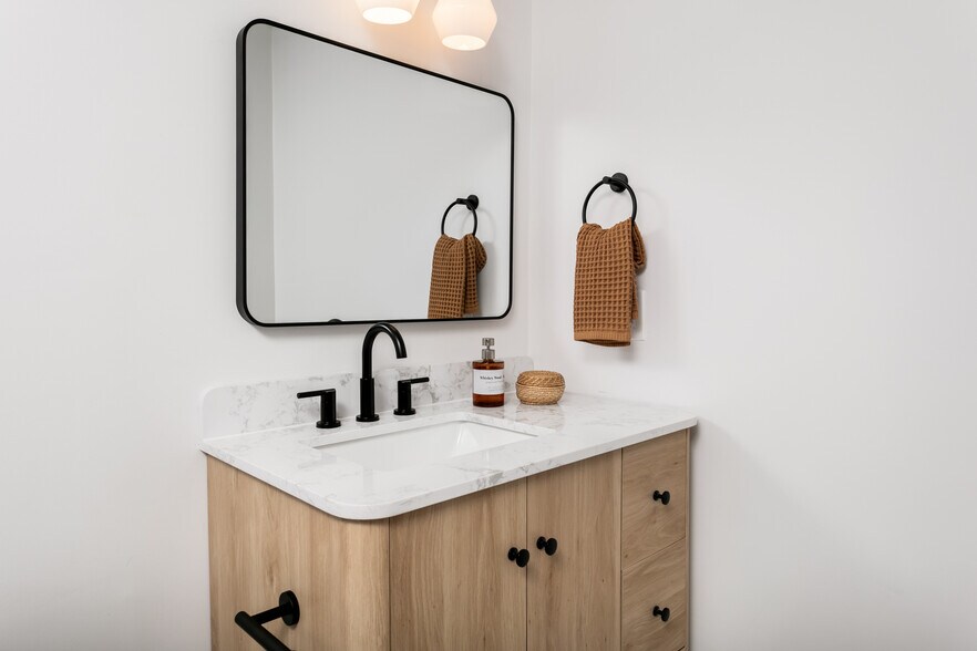 More Photos Of 1201 Crenwelge Dr, Fredericksburg Specialty For Sale