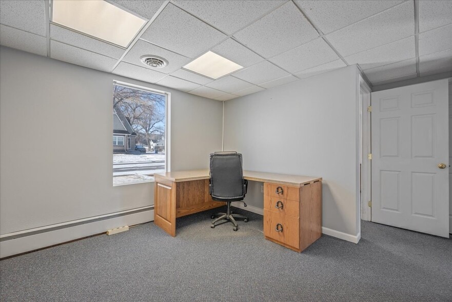 More Photos Of 1919 Morrie Ave, Cheyenne Office For Sale
