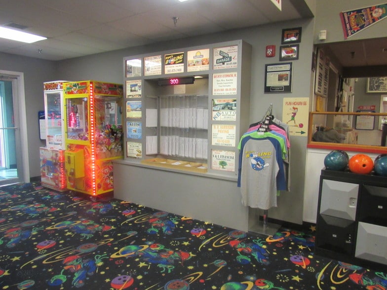More Photos Of 1103 S Central Ave, Laurel Bowling Alley For Sale