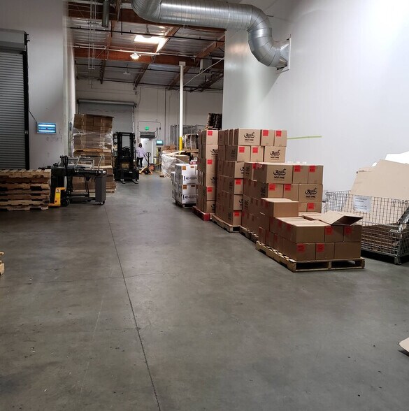 More Photos Of 13294 Ralston Ave, Sylmar Warehouse For Sale