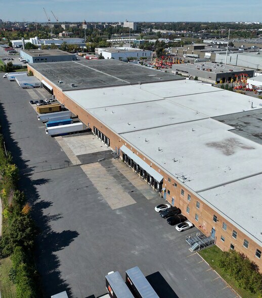 More Photos Of 7101 Rue Notre-Dame E, Montréal Warehouse For Lease