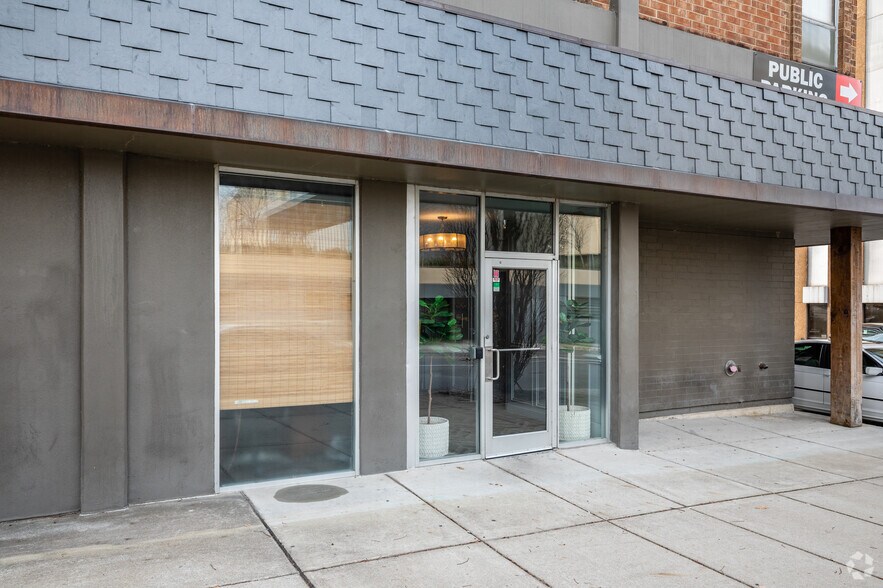 More Photos Of 300 James Robertson Pky, Nashville Office Residential For Lease
