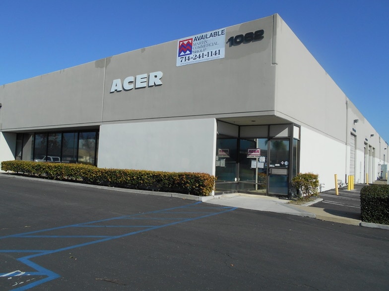 More Photos Of 1060-1072 N Kraemer Pl, Anaheim Manufacturing For Lease