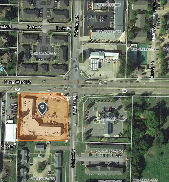 More Photos Of 2915 Dave Ward Dr, Conway Department Store For Lease