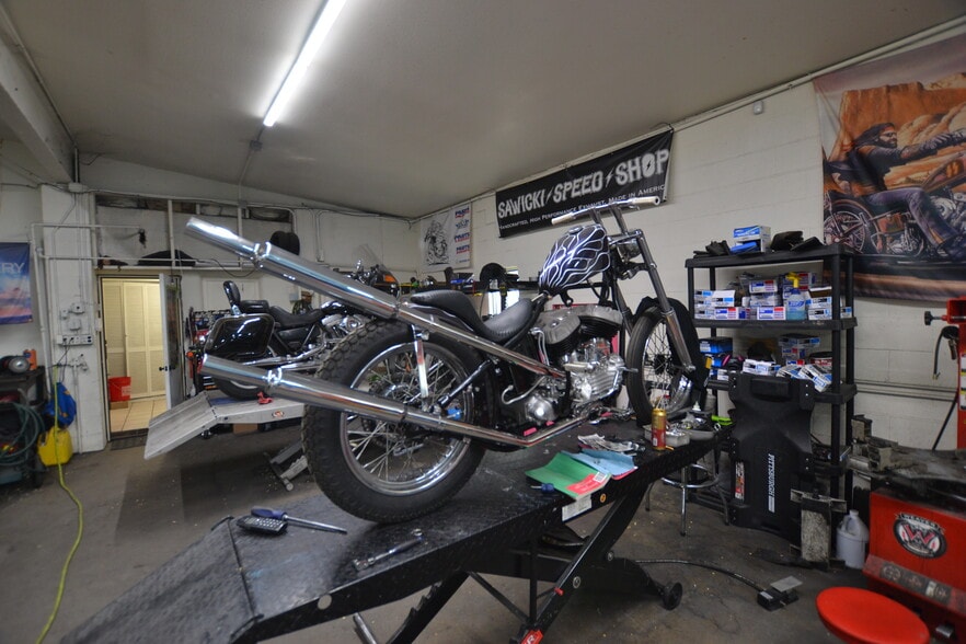 More Photos Of 116 N Orchard Ave, Canon City Auto Dealership For Sale