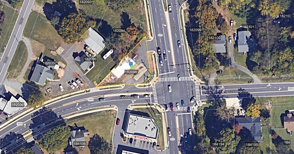 More Photos Of 700 Tuckaseege Rd, Mount Holly Convenience Store For Sale
