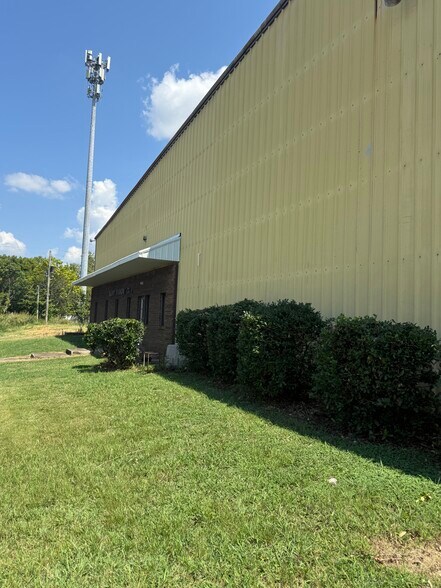 Primary Photo Of 3335 35th Ave N, Birmingham Manufacturing For Lease