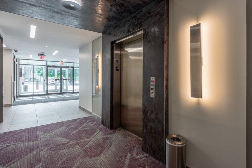 More Photos Of 257 Turnpike Rd, Southborough Medical For Lease