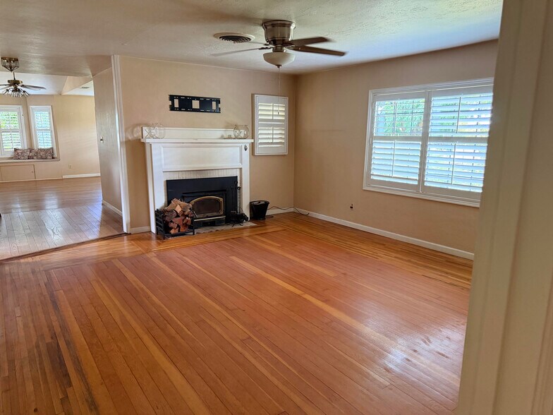 More Photos Of 903 W Highway 12, Lodi Land For Sale