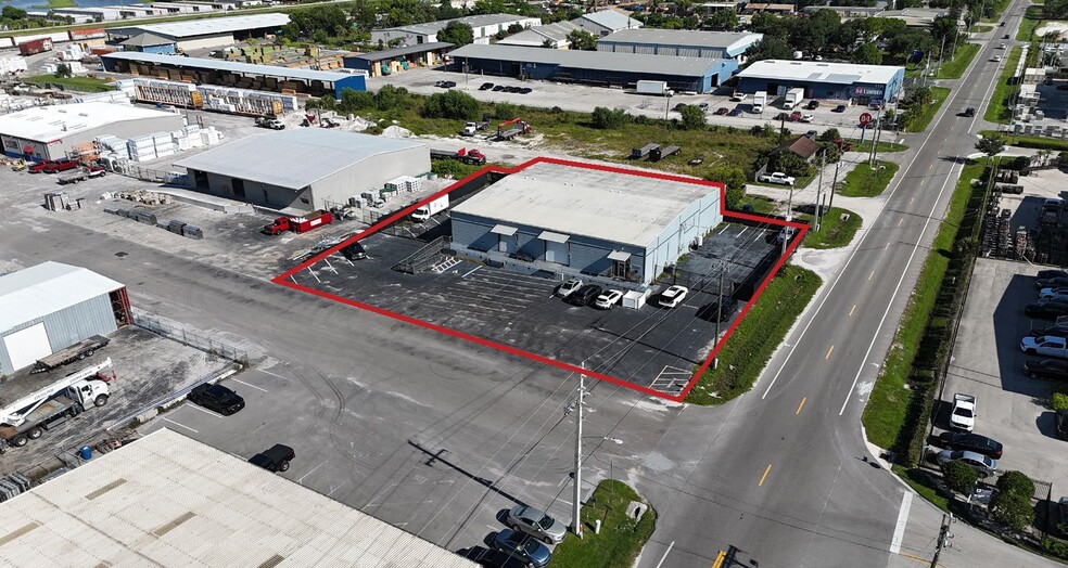 Primary Photo Of 3580 Old Metro Pkwy, Fort Myers Service For Sale