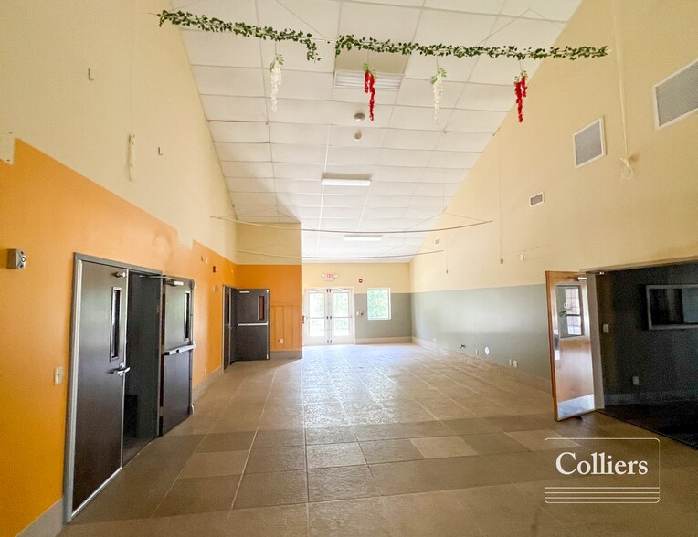 More Photos Of 200 Wise Ferry Rd, Lexington Daycare Center For Sale
