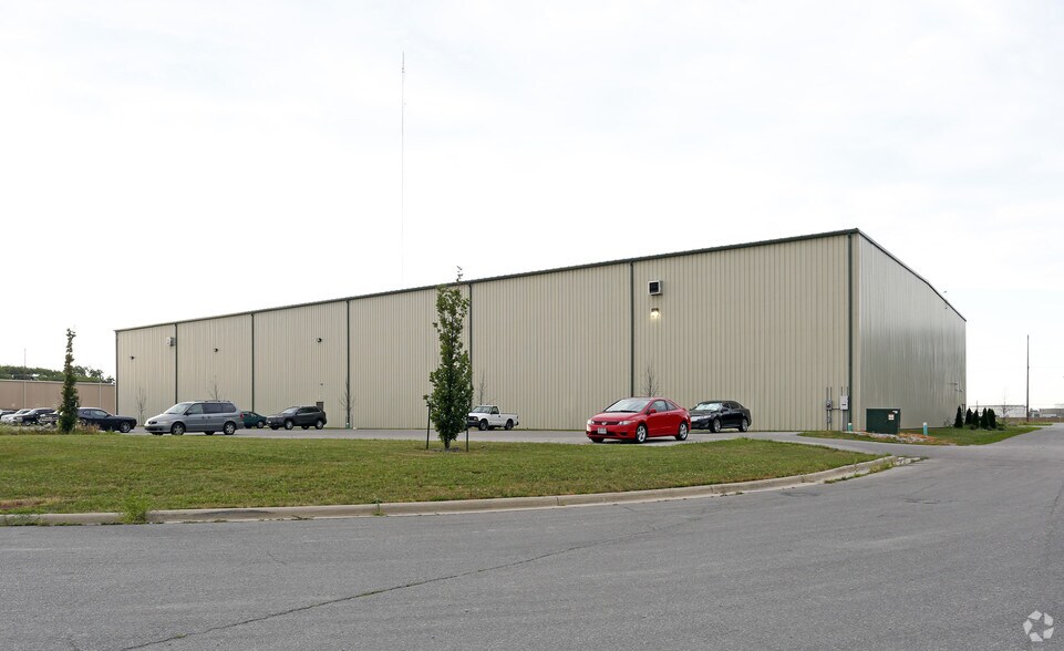 More Photos Of 4070 Spartan Dr, Oregon Warehouse For Lease