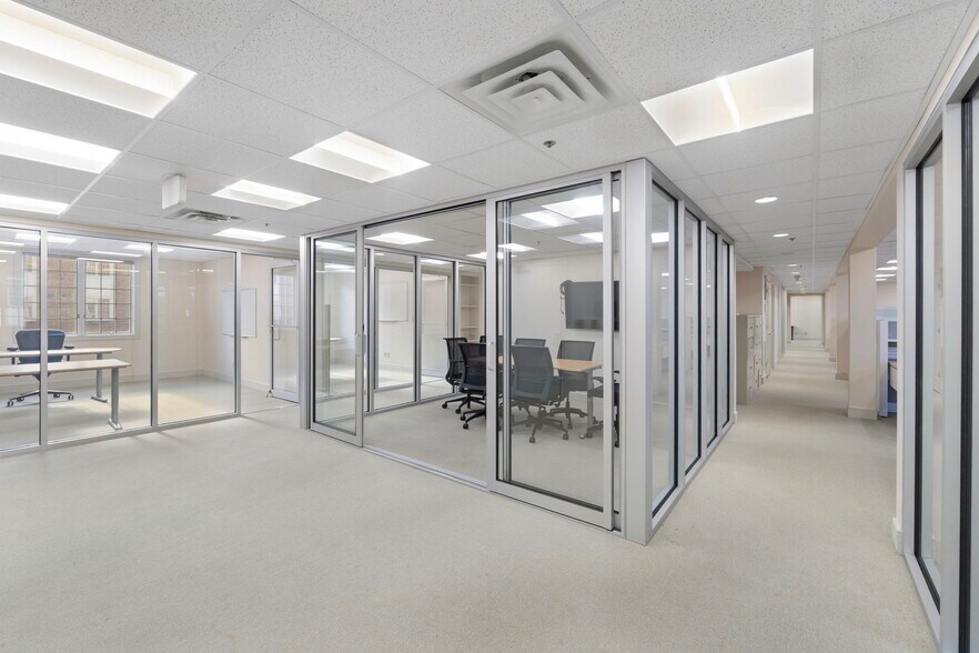 More Photos Of 202-258 E High St, Charlottesville Office For Sale