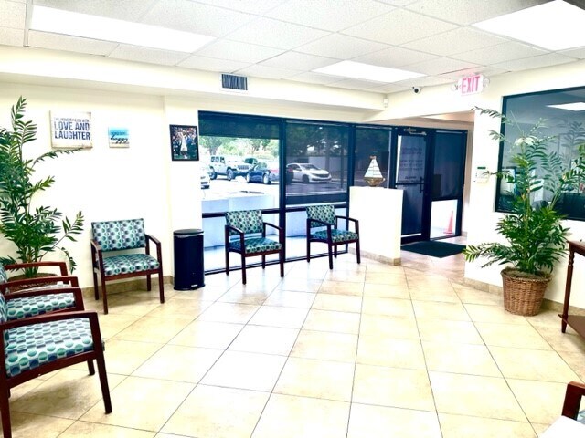More Photos Of 6000 N Federal Hwy, Fort Lauderdale Medical For Lease