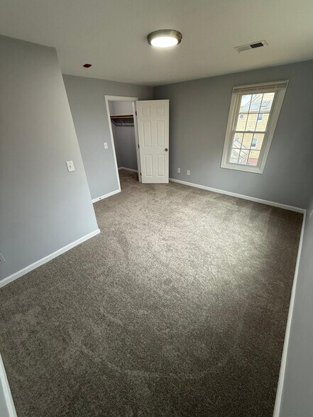 More Photos Of 10-26 Saratoga Ave, Pawtucket Apartments For Sale