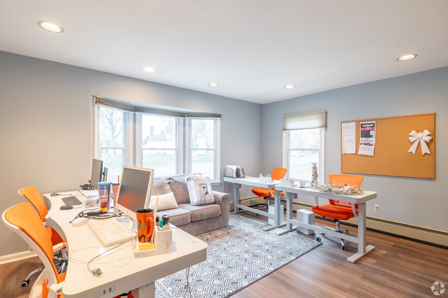 More Photos Of 149 W Main St, Freehold Medical For Sale