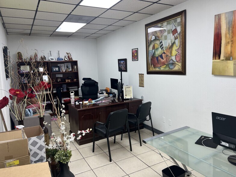 More Photos Of 2712-2730 W Waters Ave, Tampa Storefront Retail Office For Lease