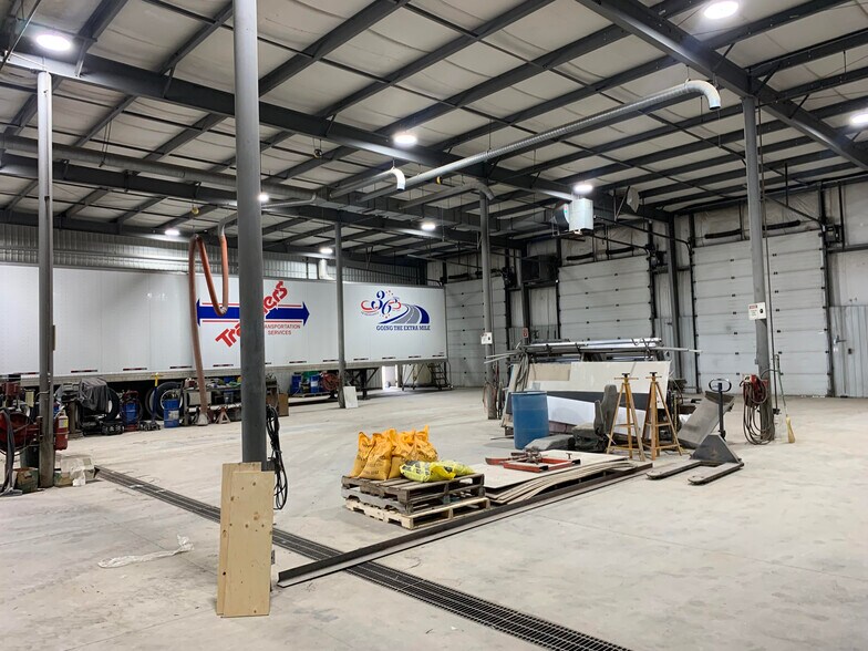 More Photos Of 775 Gillard St, Wallaceburg Industrial For Sale