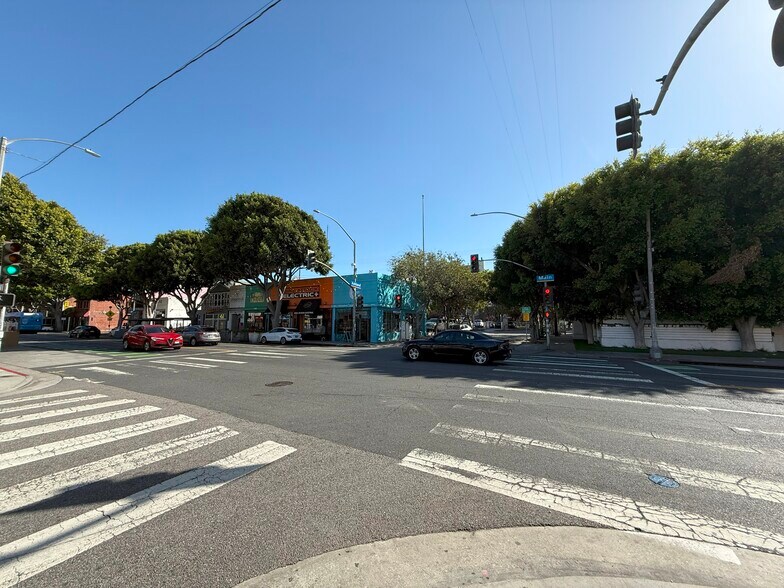 More Photos Of 2823-211 Main St, Santa Monica Loft Creative Space For Lease