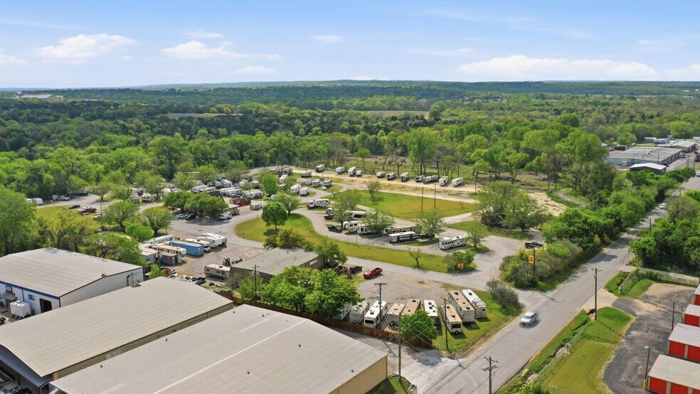 More Photos Of 2205 Tin Top Rd, Weatherford Trailer Camper Park For Sale