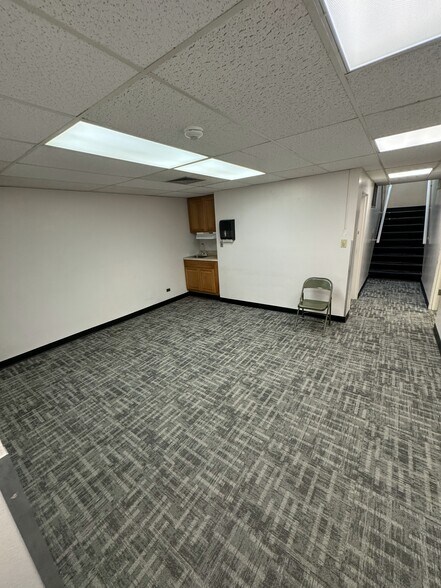 More Photos Of 407 State St, Weiser Office For Lease