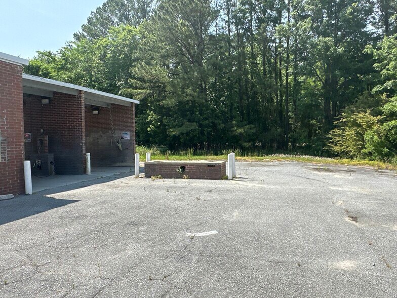 More Photos Of 314 US Highway 64 W, Plymouth Carwash For Sale