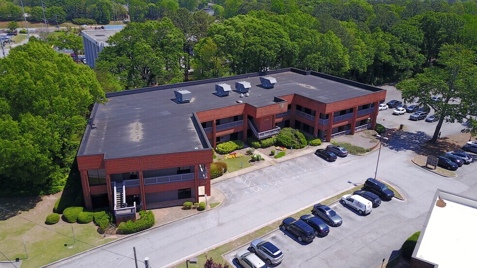 More Photos Of 2799 Lawrenceville Hwy, Decatur Office For Lease