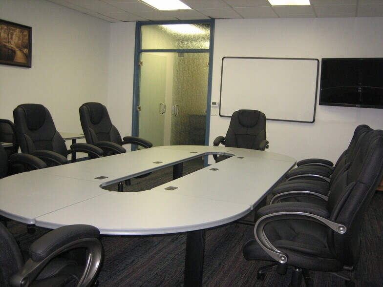 More Photos Of 26040 Acero, Mission Viejo Office For Lease