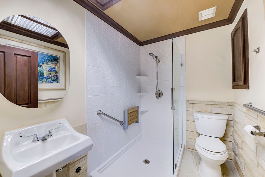 More Photos Of 2449 S El Camino Real, San Clemente Storefront Retail Office For Sale