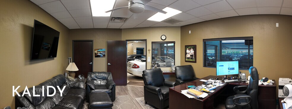 More Photos Of 9615 Broadway Ext Service Rd, Oklahoma City Auto Dealership For Lease