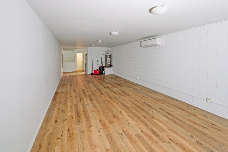 More Photos Of 735 Stocker Rd, Big Bear Lake Storefront Retail Office For Sale