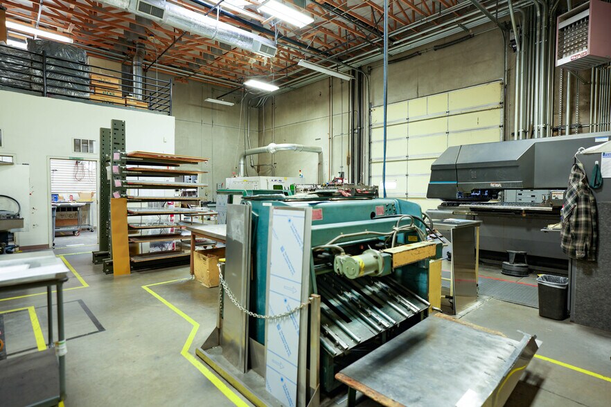 More Photos Of 799 E Utah Valley Dr, American Fork Distribution For Sale