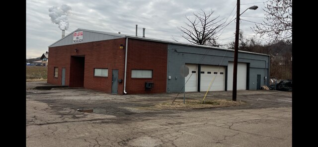 Primary Photo Of 701 Dan Dee Ln, Brilliant Warehouse For Lease