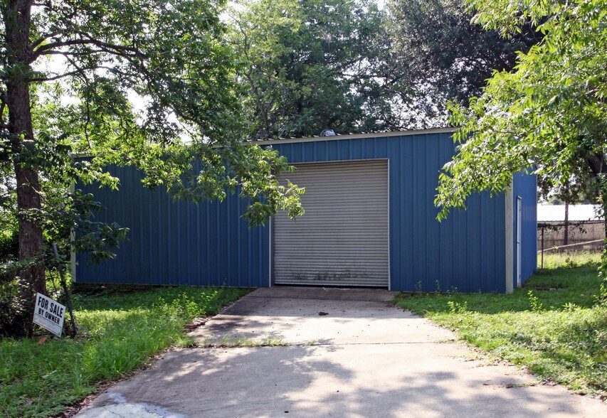 3768 MOFFETT RD
