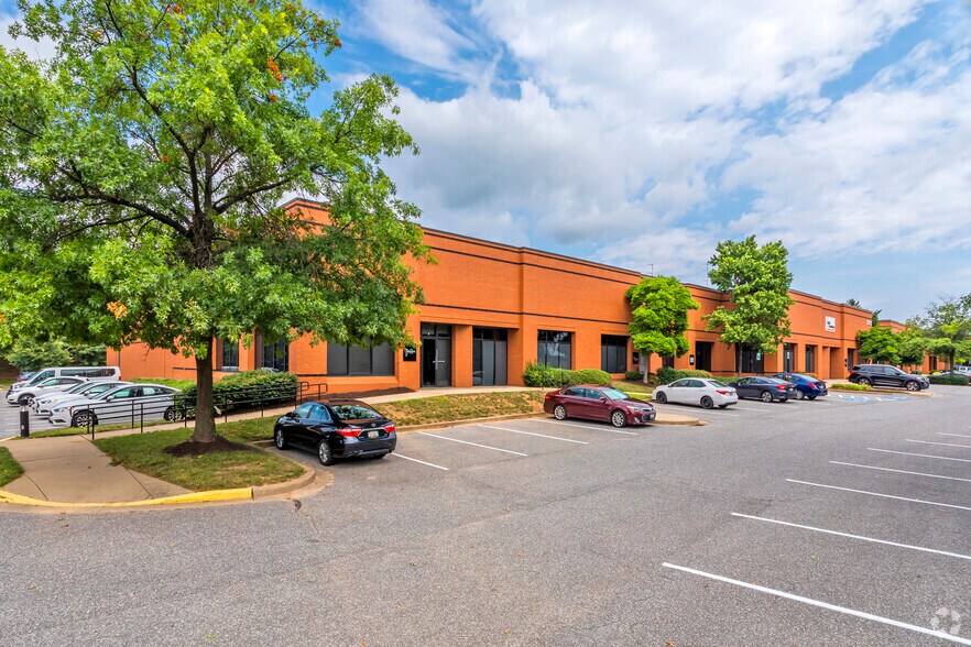 Primary Photo Of 12300 Kiln Ct, Beltsville Light Distribution For Lease