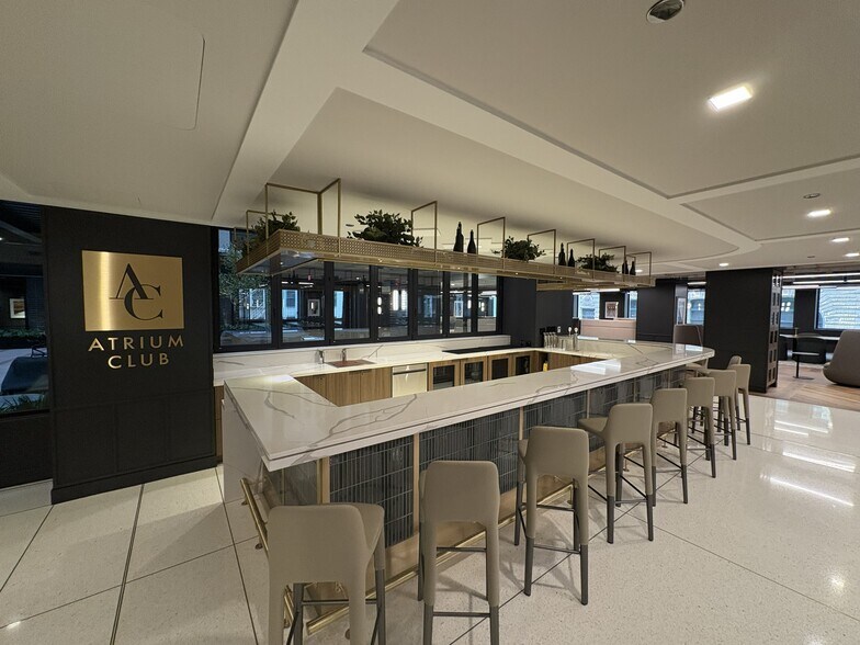 More Photos Of 25 E Washington St, Chicago Office For Lease