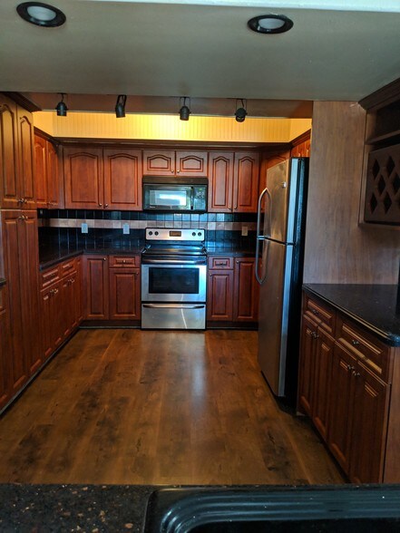More Photos Of 6232 Madison St, New Port Richey Office For Sale
