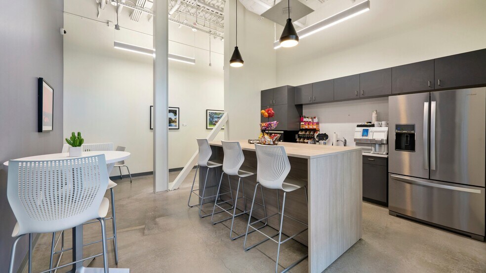 More Photos Of 551 IH-35, Round Rock Coworking Space