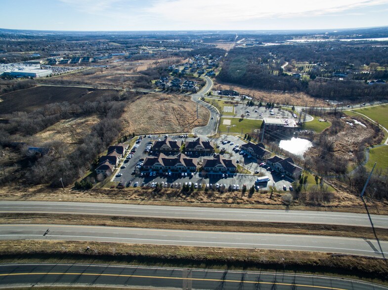 More Photos Of 7935 Stone Creek Dr, Chanhassen Office For Sale