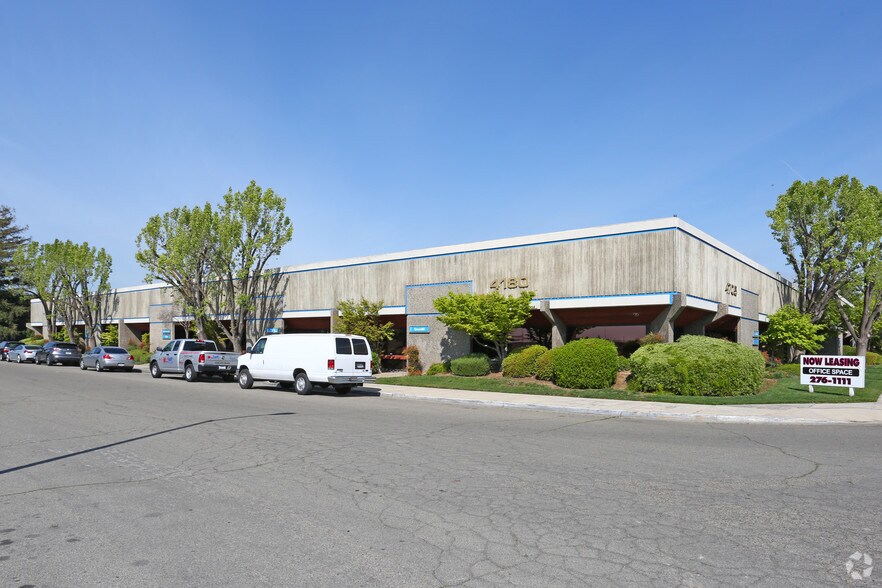 More Photos Of 4180 W Alamos Ave, Fresno Light Distribution For Lease